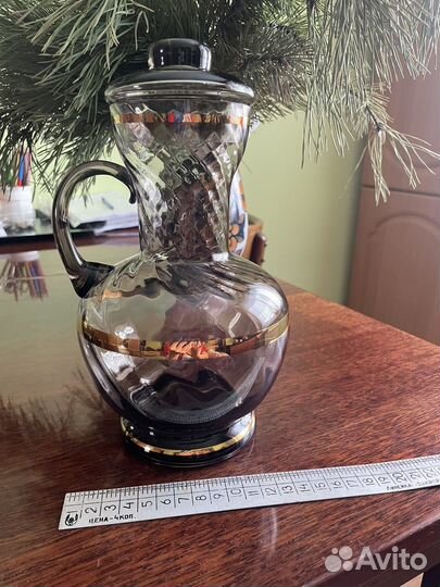 Кувшин для воды или напитков