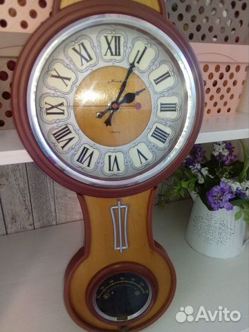 Часы винтажные с барометром Маяк