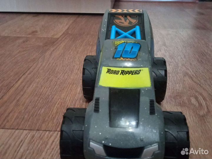 Гоночная машинка