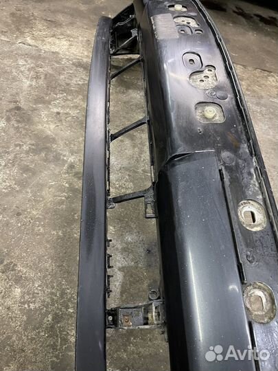 Пережний бампер е34