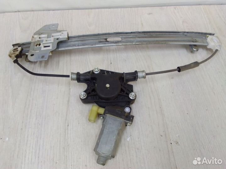 Стеклоподъемник задний Kia RIO 2 Прав