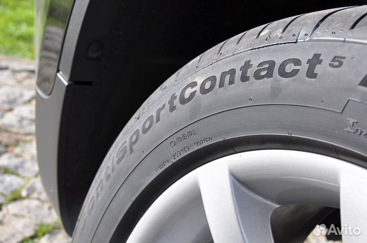 Continental ContiSportContact 5 255/40 R19 96W