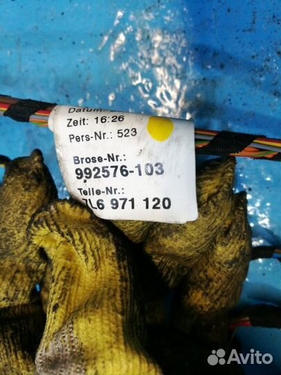 Проводка двери передняя правая Volkswagen Touareg