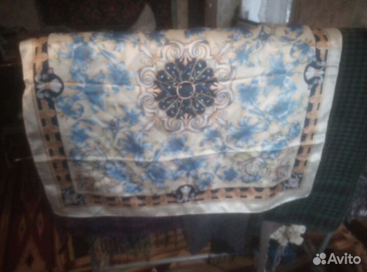 Шарфы и палантины