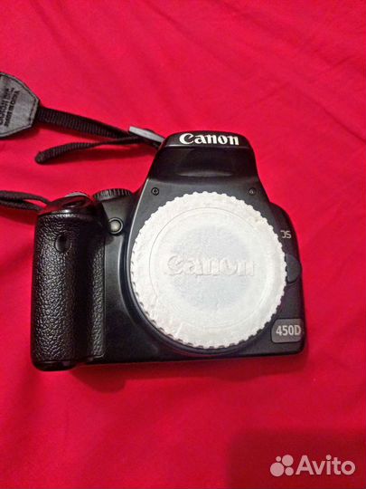 Зеркальная фотокамера Canon EOS 450D Body