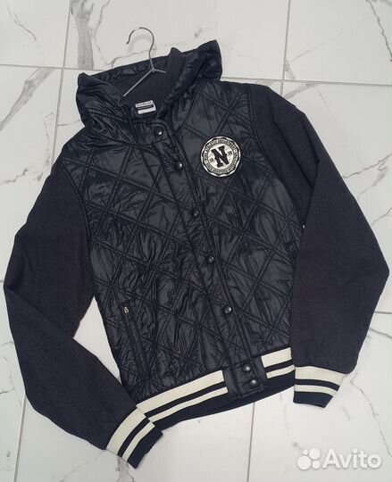 Куртка женская Nike