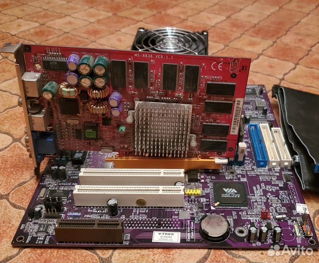 Материнская плата