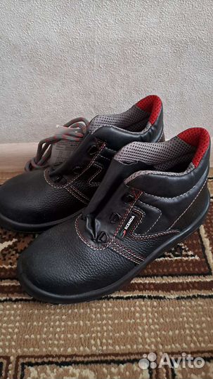 Рабочие ботинки 37