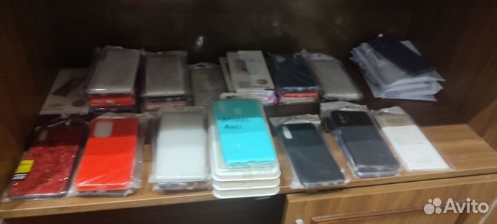 Чехлы, книжки на андройды и айфоны aksfom