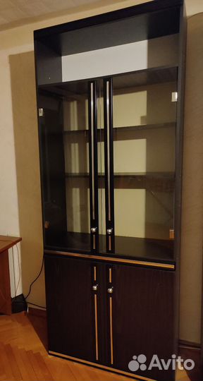 Шкаф сервант