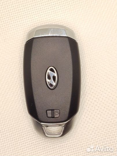 Hyundai kona ключ 95440-J9000