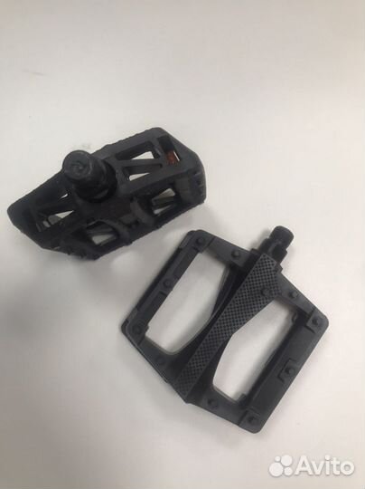 Педали для велосипеда