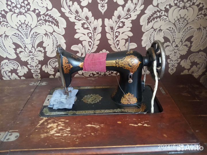 Швейная машинка подольская, ножная