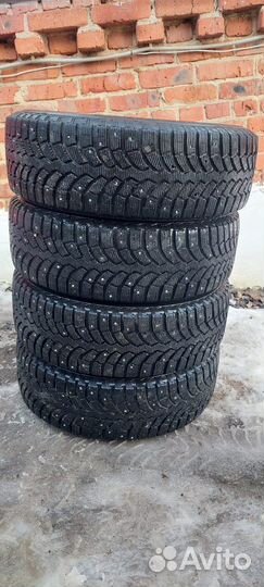 Bridgestone Blizzak Spike-01 195/65 R15