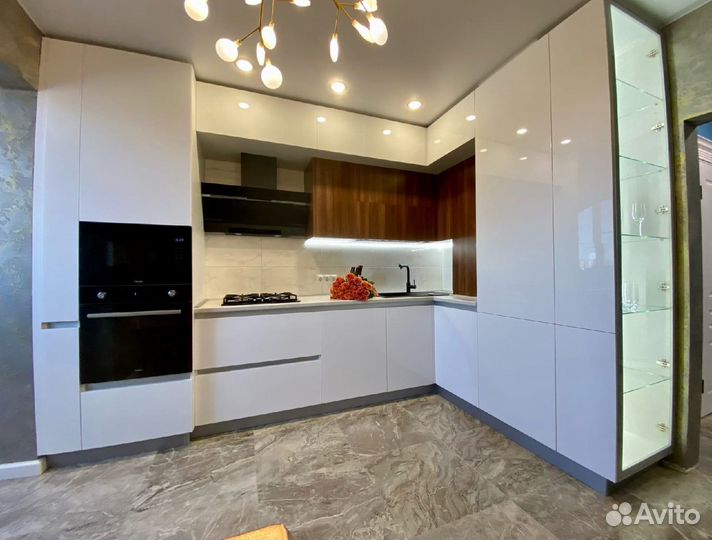 Прямая кухня на заказ. Фабрика