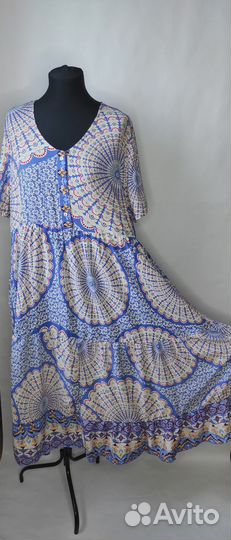 Платье свободного кроя из штапеля