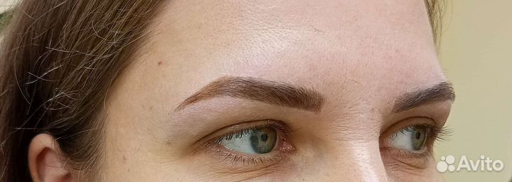 Наращивание ресниц и оформление бровей