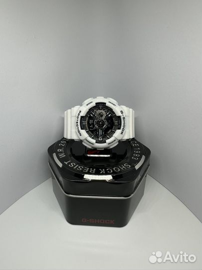Часы cаsiо g shock white