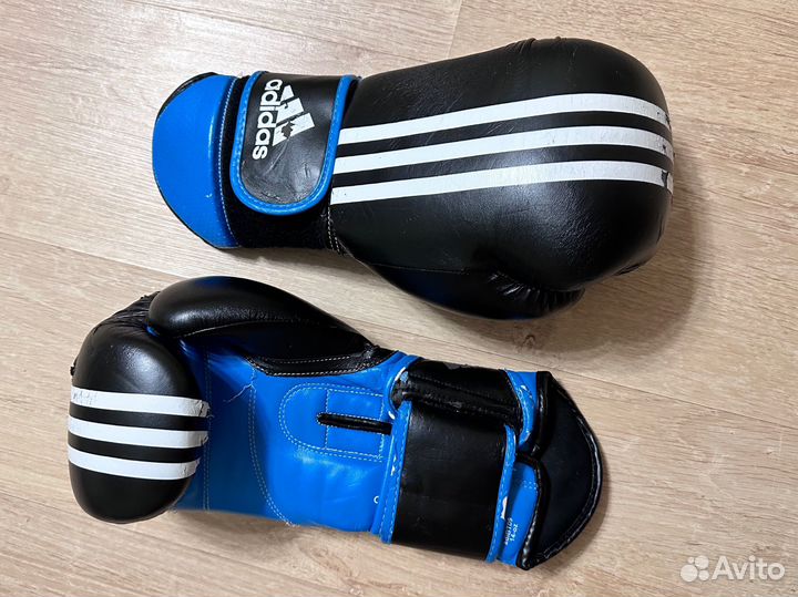 Боксерские перчатки 14 oz adidas