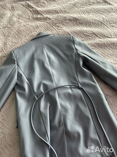 Кожаный пиджак женский