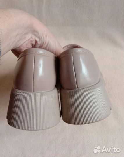 Лоферы женские 37 размер