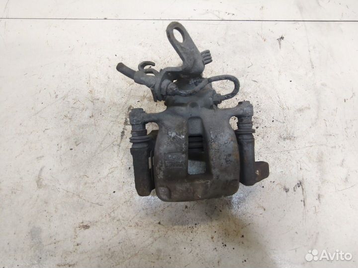 Суппорт Volkswagen Touran, 2005