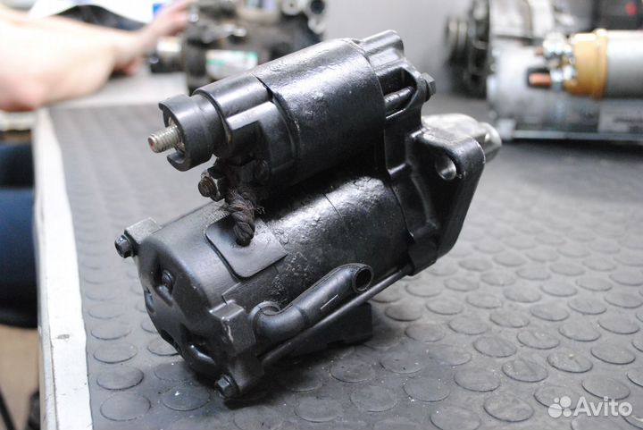 Стартер Honda Civic 1.7 б/у