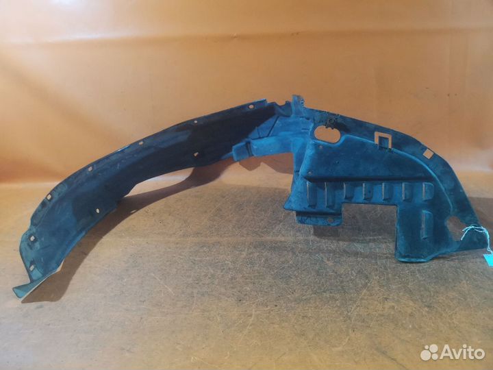 Подкрылок Honda Torneo CF3 передний правый