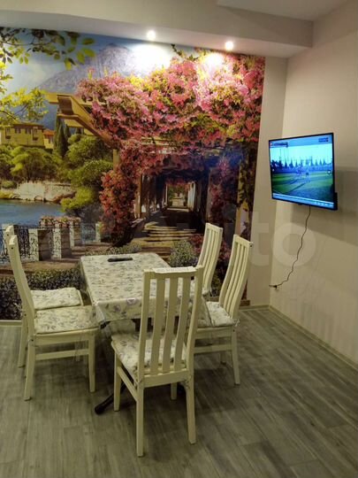 2-к. квартира, 60 м², 1/4 эт.