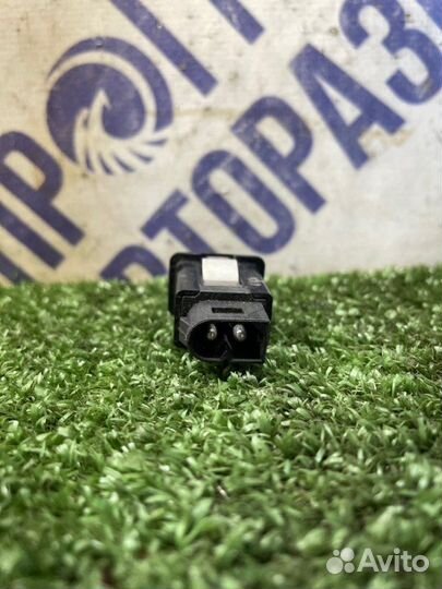 Концевой выключатель (Концевик) Bmw E39 седан 2.5