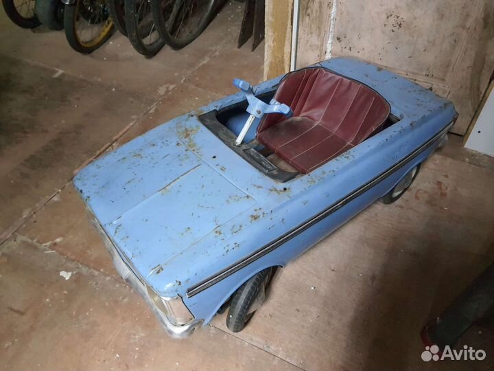 Машинка СССР педальный москвич 1982