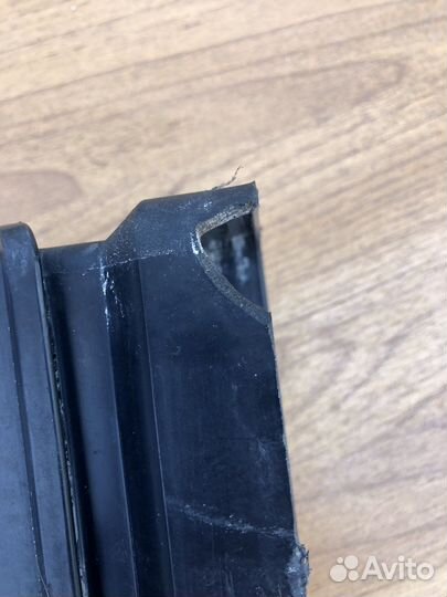 Воздухозаборник kia sorento 2 XM