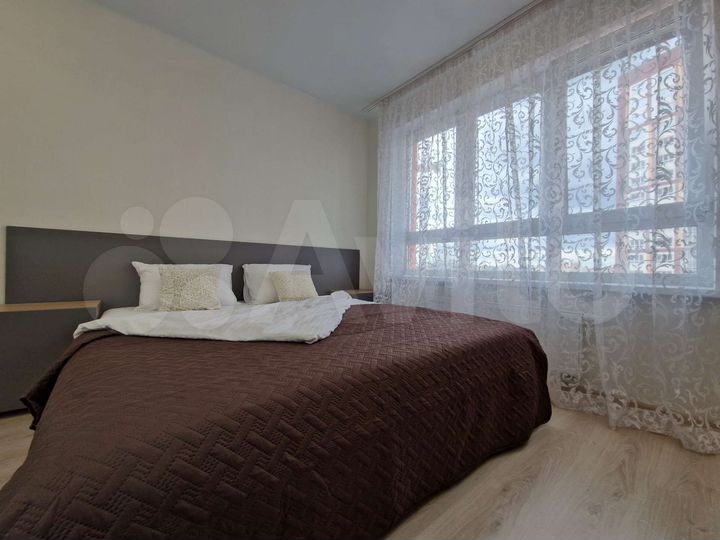 1-к. квартира, 48 м², 8/32 эт.