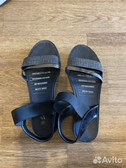 Продам обувь