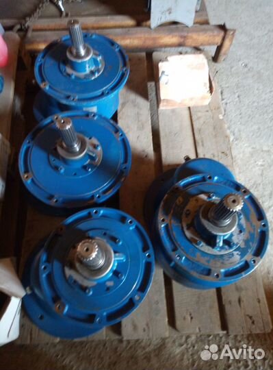 Редукторы шнека цемента WAM ES 219, 273