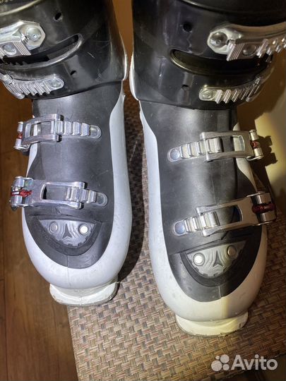 Горнолыжные ботинки Atomic 44 размер