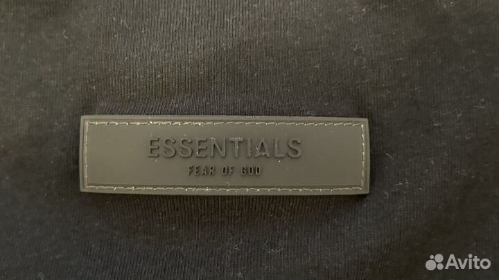 Лонгслив essentials (оригинал)