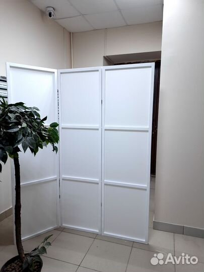 Ширма белая перегородка деревянная для салона