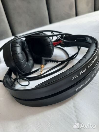 Наушники Sennheiser HD 25