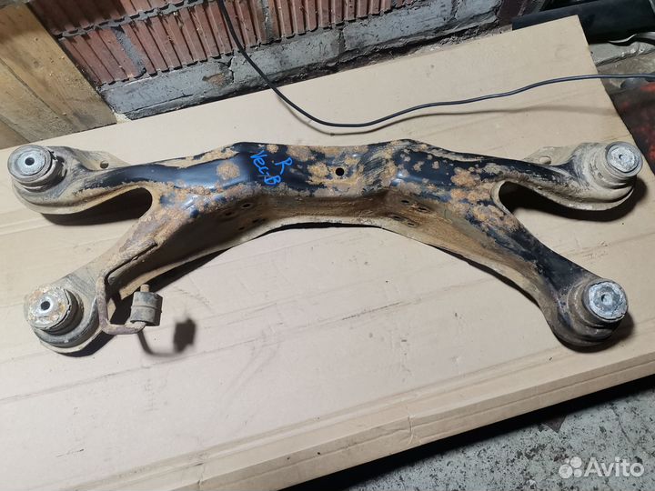 Подрамник задний Opel Vectra B