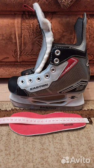 Коньки спортивные