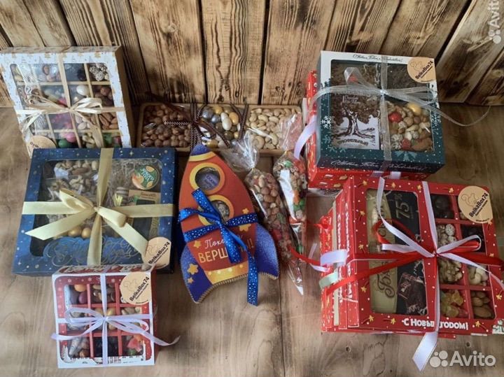 Набор из сухофруктов, цукатов и орехов