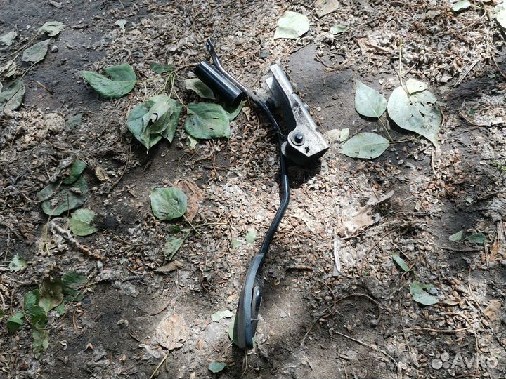 Педаль газа Mitsubishi Outlander1