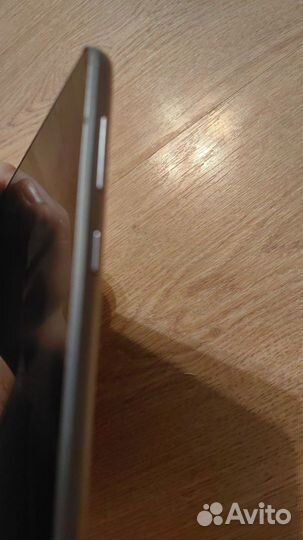 Планшет huawei AGS-LO9 Media pad