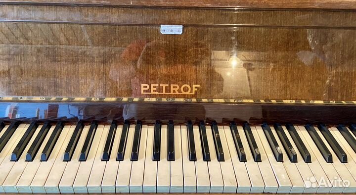 Пианино petrof