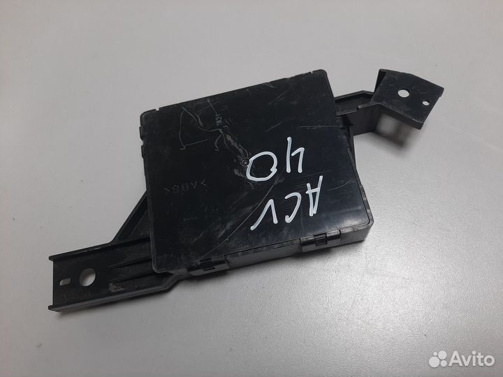 Блок управления кондиционером Toyota Camry 40