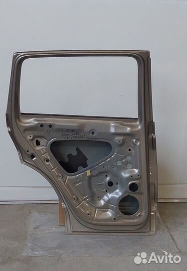 Дверь задняя левая Volkswagen Tiguan