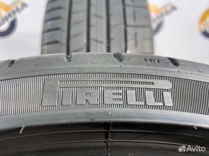 Pirelli P Zero PZ4 235/35 R19 90V