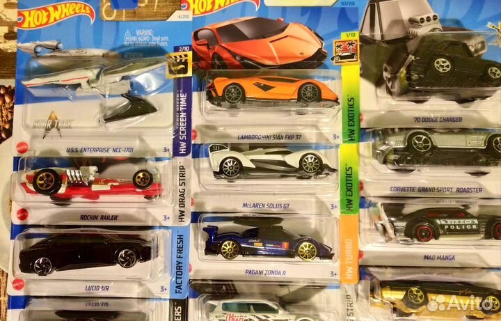 Hot Wheels коллекционные модели машинки запак мейн