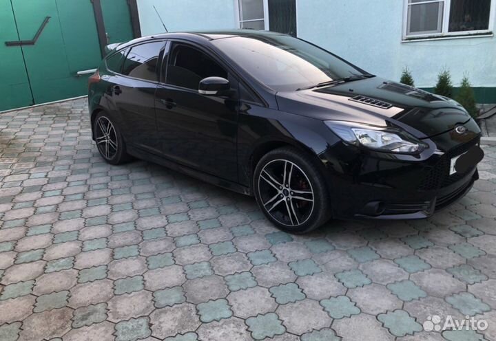 Пороги форд фокус 3 st rs оригигал